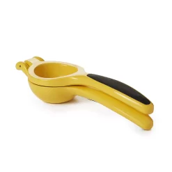 OXO Citrus Squeezer -Cooking Utensils Shop 1315588 ALT3