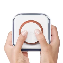 OXO POP Brown Sugar Saver 8 OXO POP Brown Sugar Saver -Cooking Utensils Shop 3738739 ALT3